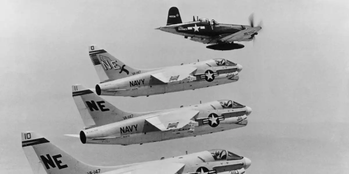 Corsair pilot recalls the catastrophic engine failure his F4U-7 had during the filming of Baa Baa Black Sheep that ended the aircraft television career