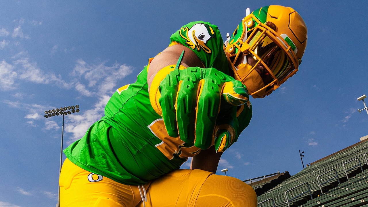 Oregon Montana State uniforms