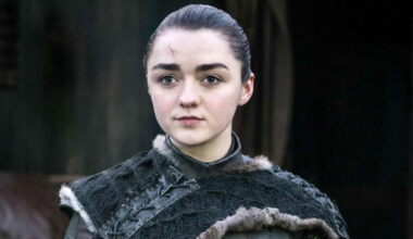 Once ‘Lost’ Growing Up on Game of Thrones, Maisie Williams Now Goes Skinny Dipping in Italy