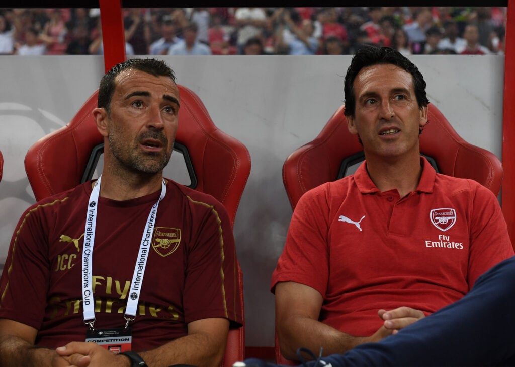 Unai Emery and his assitant Juan Carlos Carcedo looking on during an Arsenal game