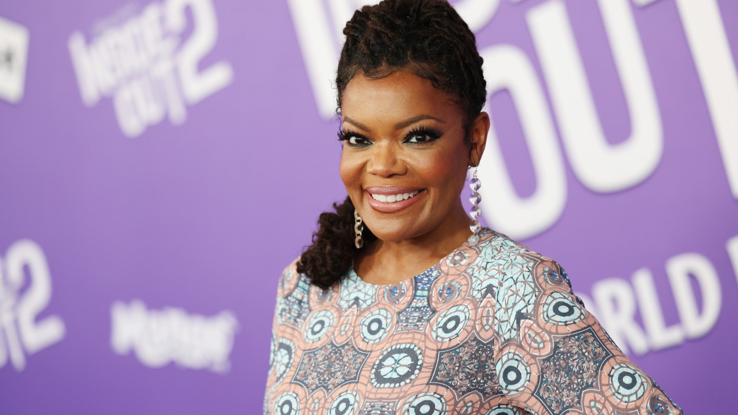 Yvette Nicole Brown Puts CNN Chevy Chase Doc on Blast