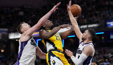 Blazers rookie Yang Hansen makes first NBA start