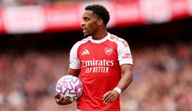 Jurrien Timber of Arsenal FC prepares to throw the ball in during the Premier League match between Arsenal and Nottingham Forest at Emirates Stadiu...