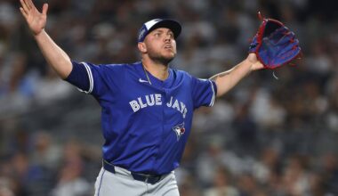 Blue Jays outright Yaríel Rodríguez to minors, could still trade reliever