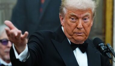 Top healthcare exec: insurance will spike to subsidize a tax cut to millionaires and billionaires