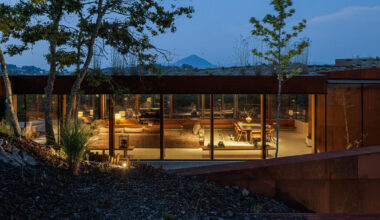 HPA arquitetura's casa corten ascends portuguese landscape