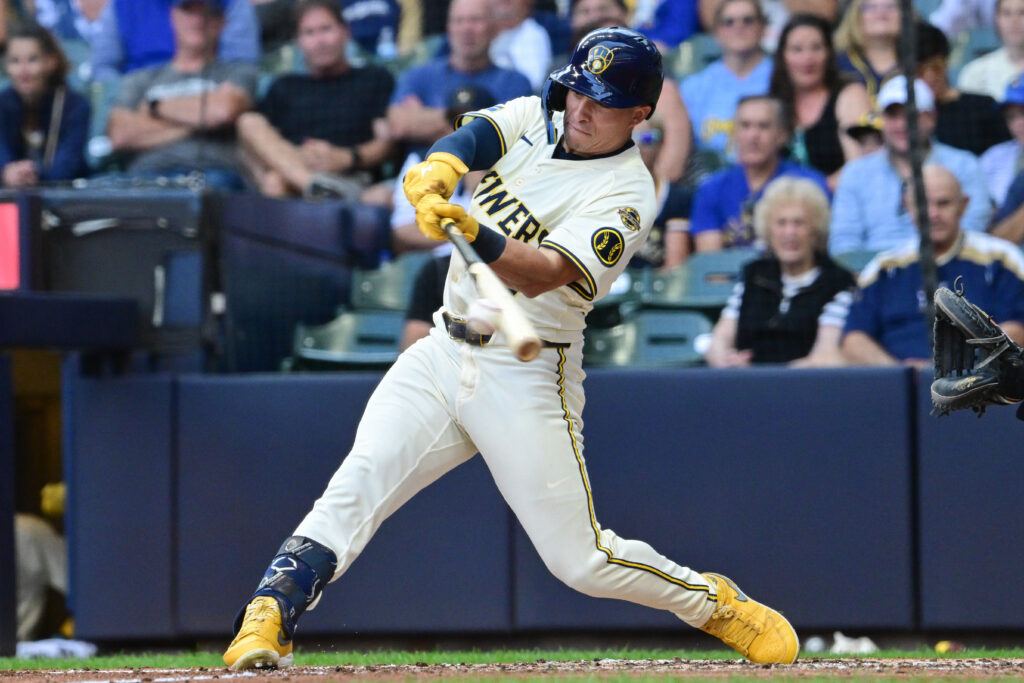 Brewers To Trade Isaac Collins To Royals For Angel Zerpa