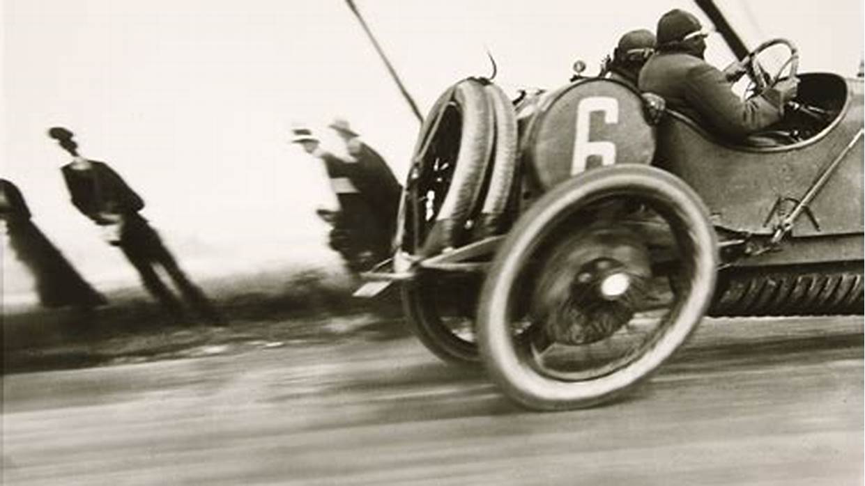 Photographing Dreams: A Conversation with Legendary Aviation Photographer Philip Makanna 28 Jacques Henri Lartigue LARTIGUE RACE CAR