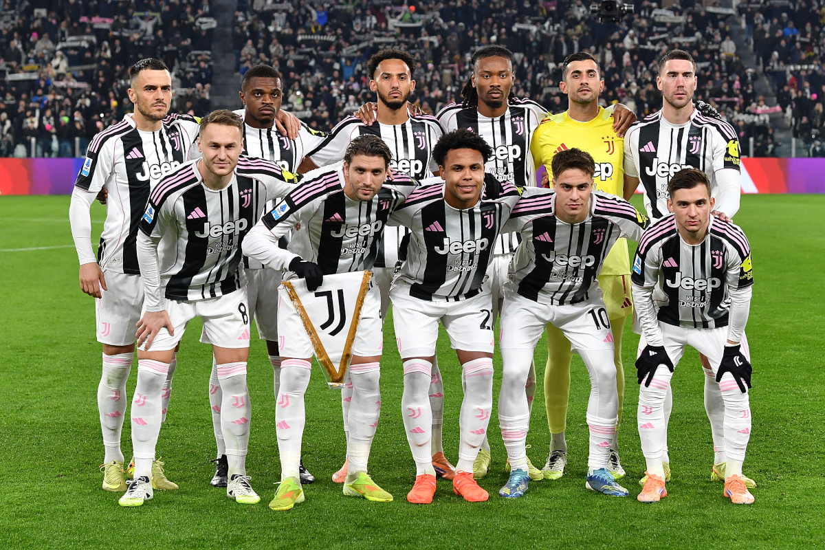 TURIN, ITALY - NOVEMBER 29: Team of Juventus FC line up during the Serie A match between Juventus FC and Cagliari Calcio at Allianz Stadium on November 29, 2025 in Turin, Italy. (Photo by Valerio Pennicino/Getty Images)