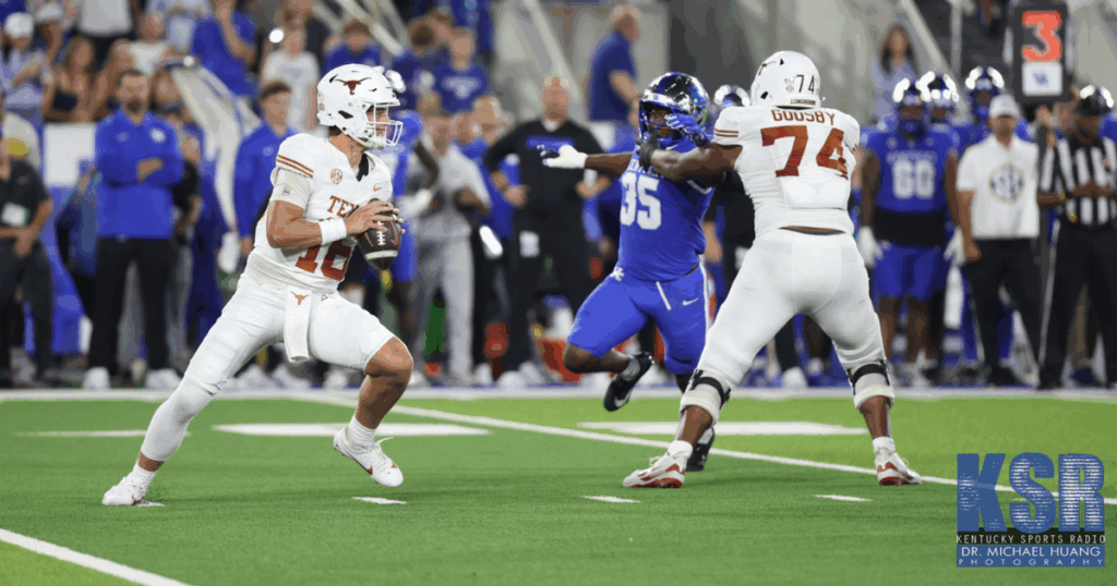 Kentucky LB Steven Soles chases after Texas QB Arch Manning - Dr. Michael Huang, Kentucky Sports Radio
