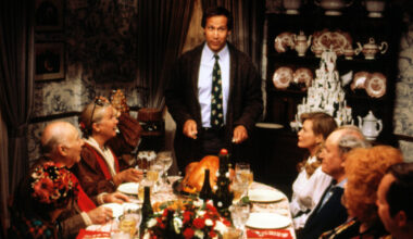 National Lampoon's Christmas Vacation, John Randolph, Diane Ladd, Chevy Chase, Beverly D'Angelo, E.G. Marshall, Doris Roberts, 1989