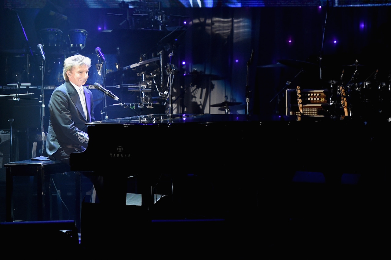 Barry Manilow reveals cancer diagnosis, surgery: 2026 concerts rescheduled