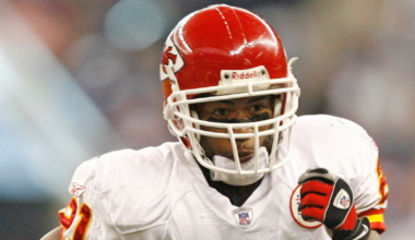 Kentucky volleyball players waved to fans as they hit the road to the Final Four in Kansas City, via UK Athletics