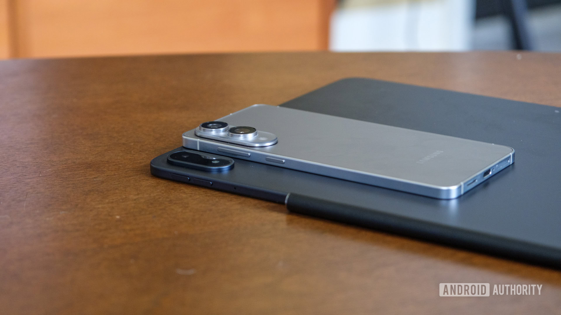 OnePlus Pad 3 and Galaxy S25 Edge OnePlus Pad 3 and Galaxy S25 Edge