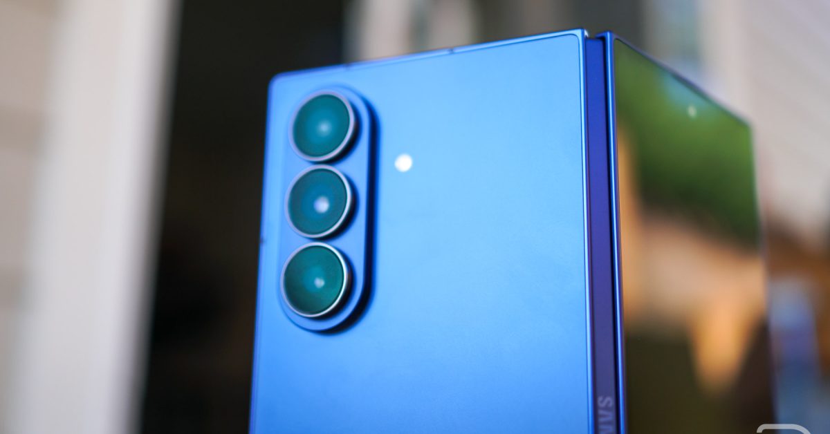 Samsung Goes Instant $400 Off on Galaxy Z Fold 7