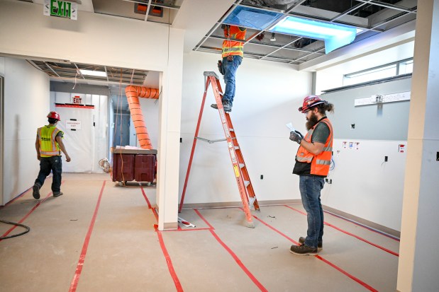 Workers continue construction at UCHealth Highlands Ranch on Tuesday, Dec. 2, 2025. (Photo by AAron Ontiveroz/The Denver Post)