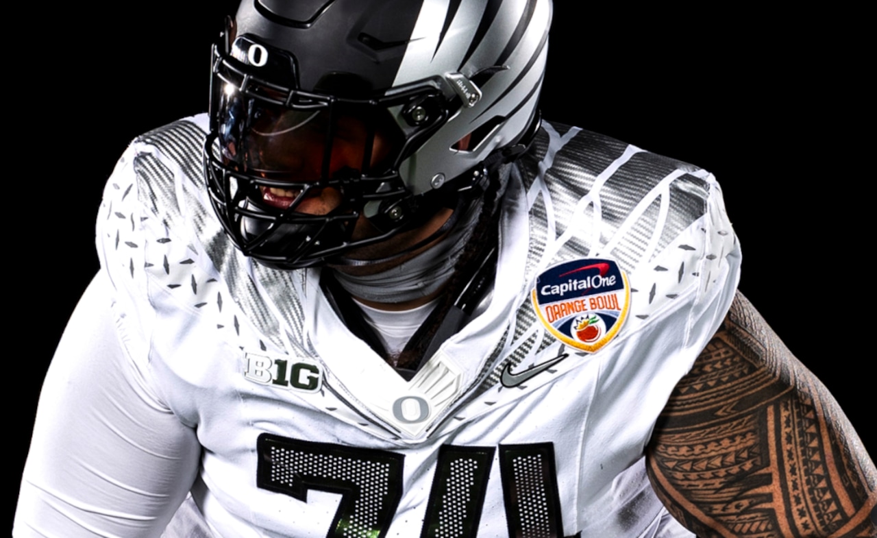 Oregon Ducks uniforms