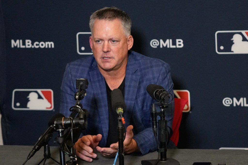 AJ Hinch helps Tigers’ Riley Greene navigate pivotal offseason – The Morning Sun