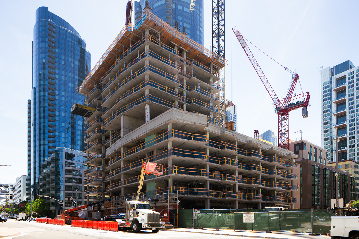 Transbay Block 2 East seen from Main Street, image by Andrew Campbell Nelson