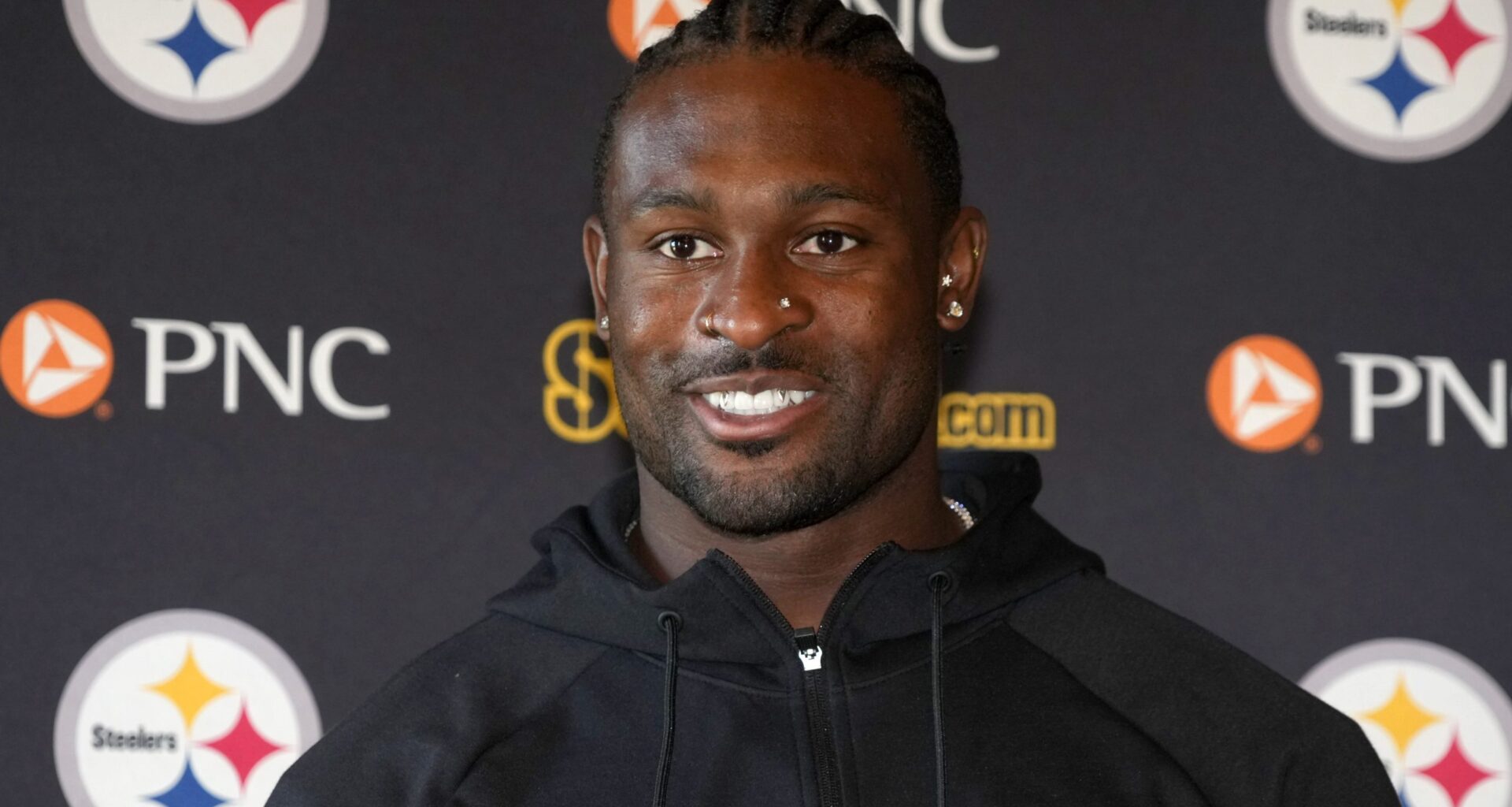 NFL world reacts to fantastic DK Metcalf news