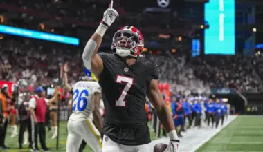 Falcons' Bijan Robinson within striking distance of breaking NFL record image