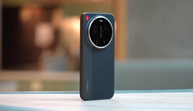 Xiaomi 17 Ultra by Leica: First global hands-on video compares to Vivo X300 Pro and shows video samples