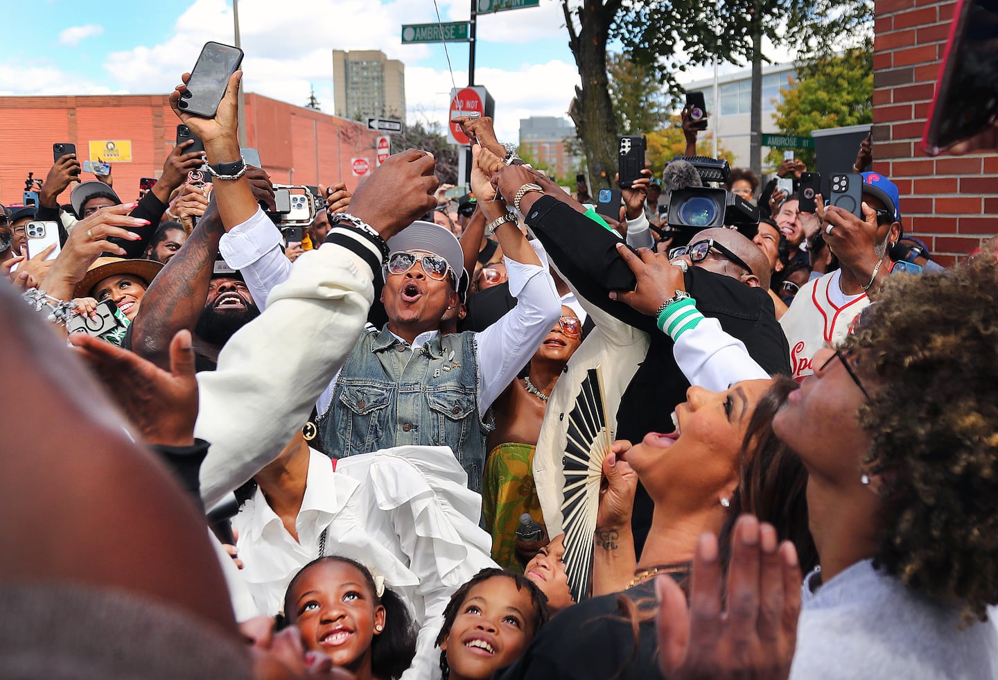 Globe photographers share how the captured best photos of 2025