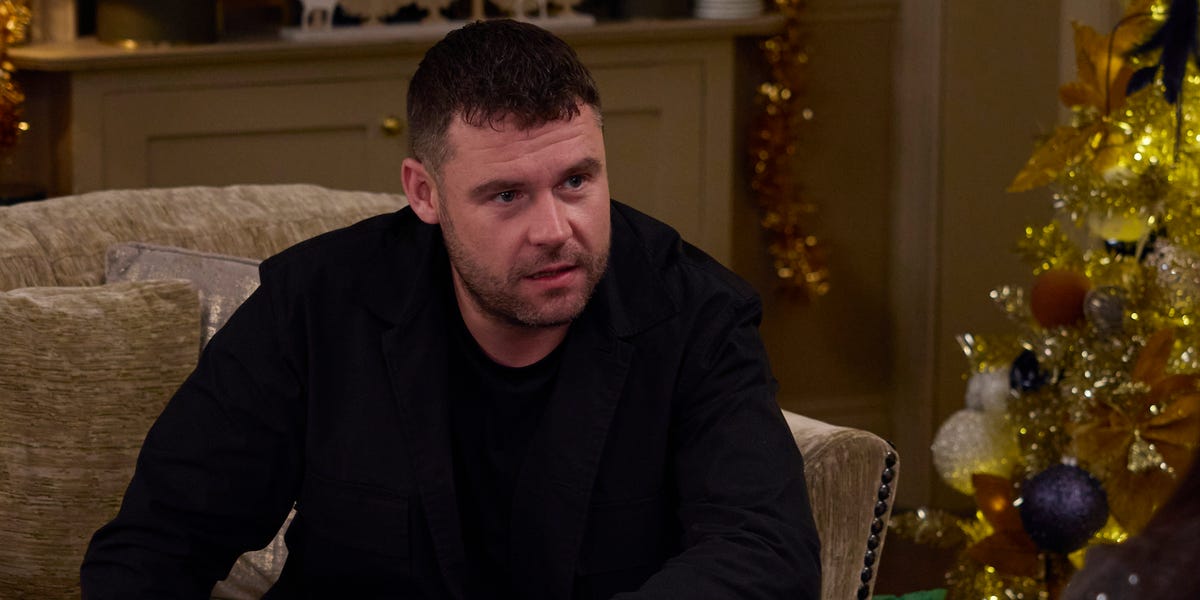 Emmerdale's Danny Miller explains major life change for Robert and Aaron this Christmas