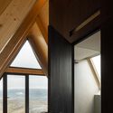 Mountain Shelters / Filipe Pina - Image 4 of 30