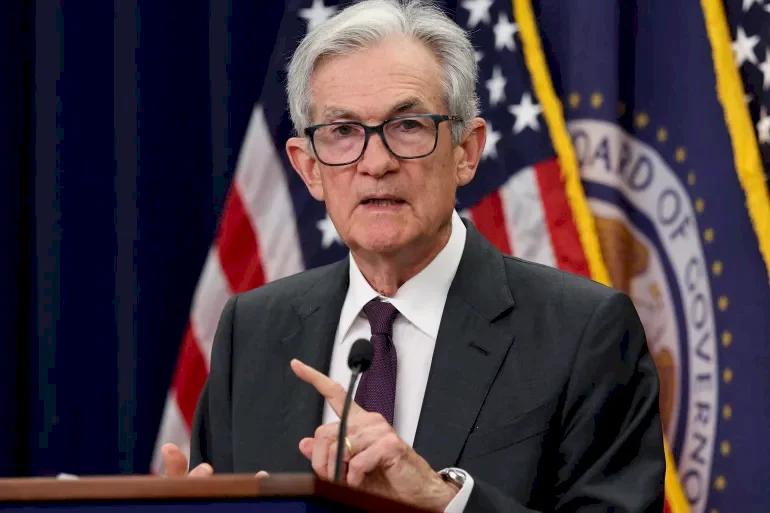 Powell Moves Towards Rate Cut Despite Federal Reserve Division