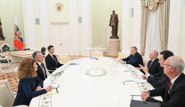 Ukraine peace talks stall as Russia unleashes huge waves of attacks | Russia-Ukraine war News