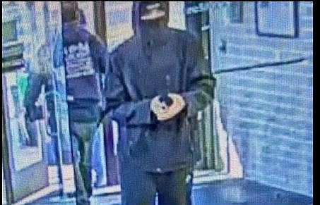 Man wanted in attempted Northfield bank robbery