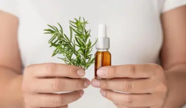Scientists say this viral rosemary skincare trend actually works