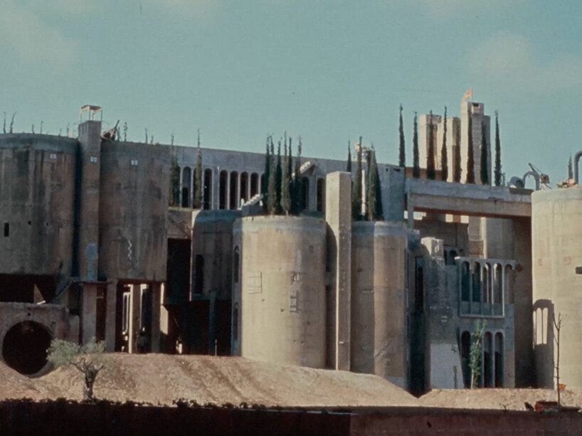 bofill la fábrica film