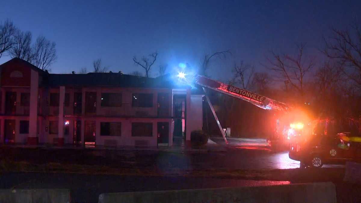Fire crews respond to Bentonville motel