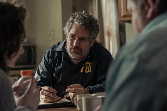 Mark Ruffalo captures FBI agent Tom Brandis’ sagging, soulful trek in Task. 