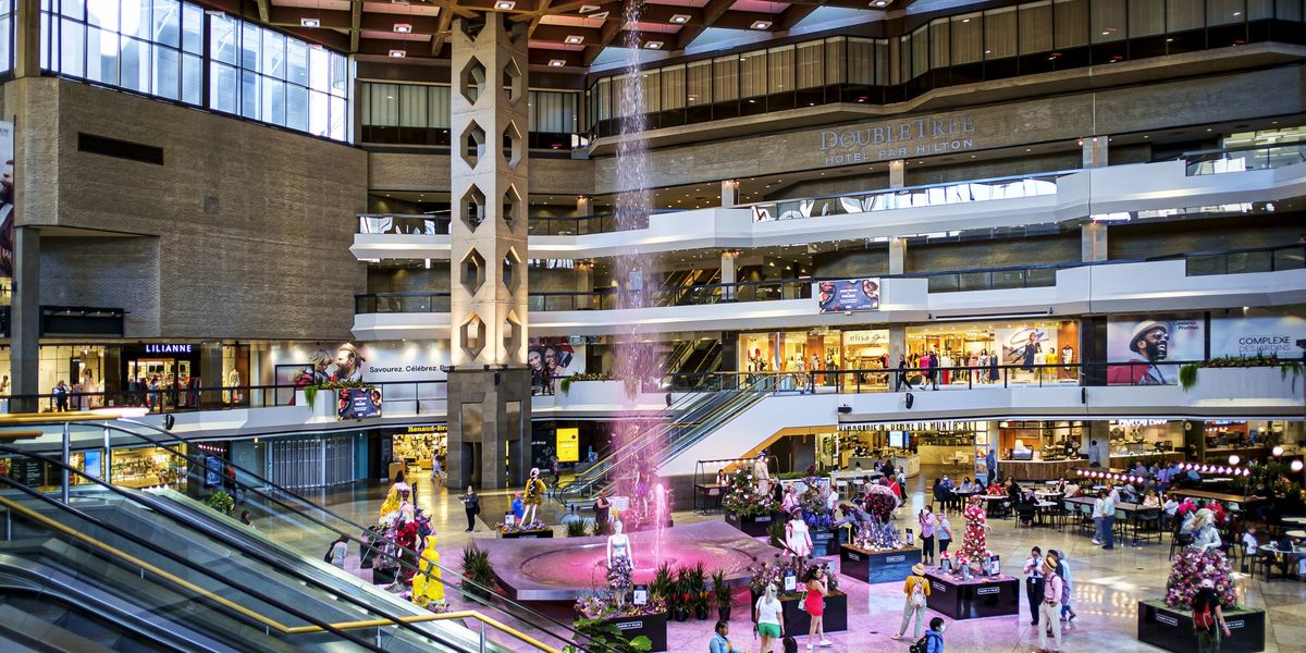 Stores in Quebec may soon stay open way later — but there's a catch