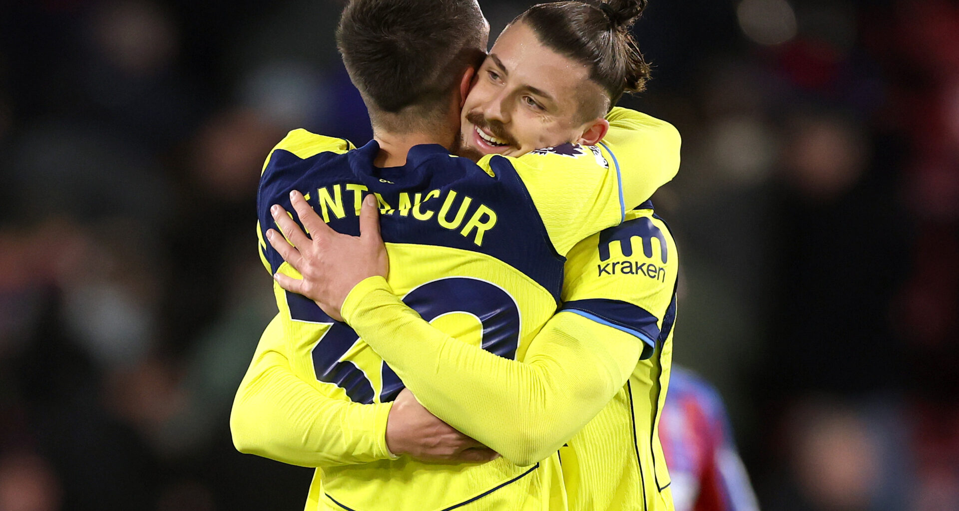 Radu Dragusin and Rodrigo Bentancur