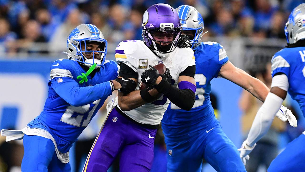 Upset and score predictions, matchup breakdowns for every game