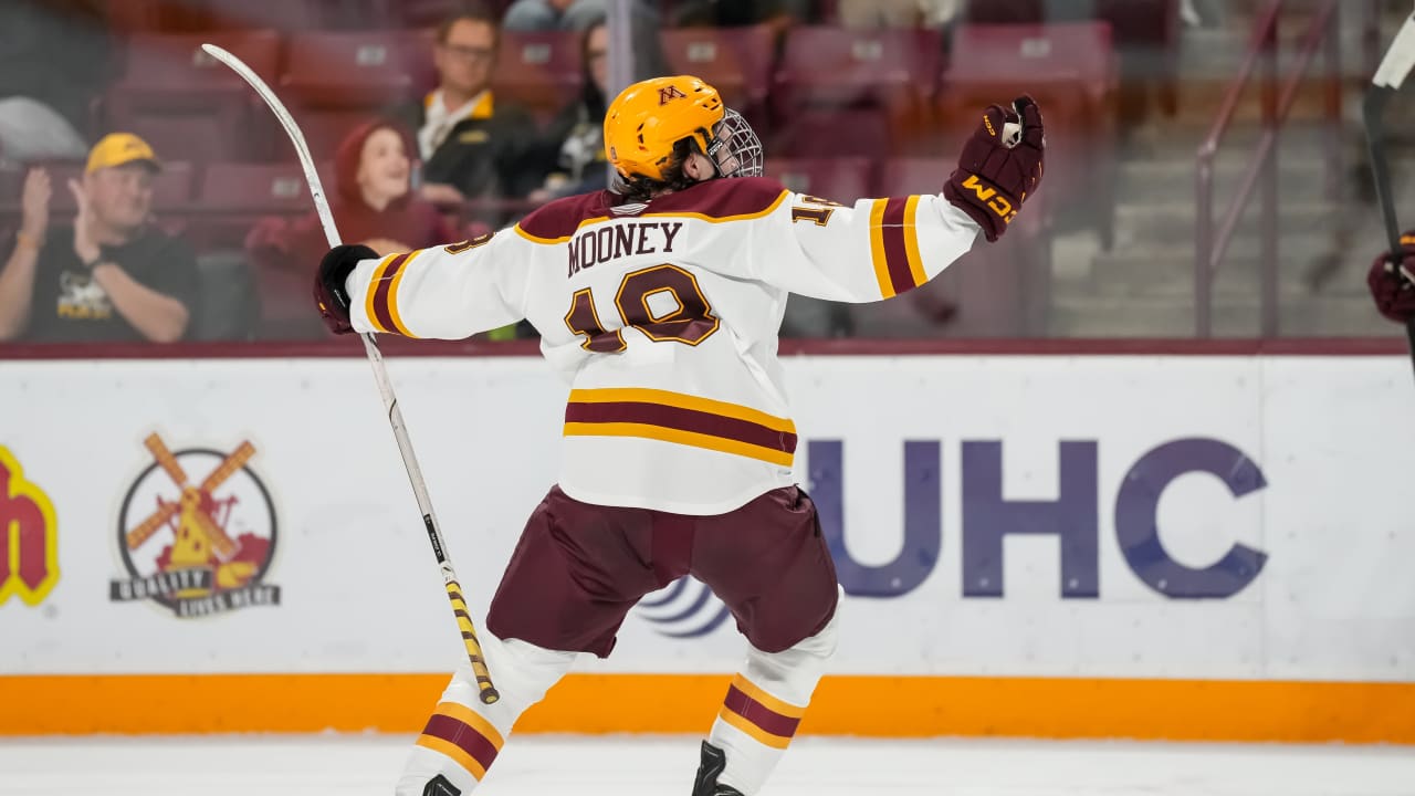 Mooney’s heart outweighs his height