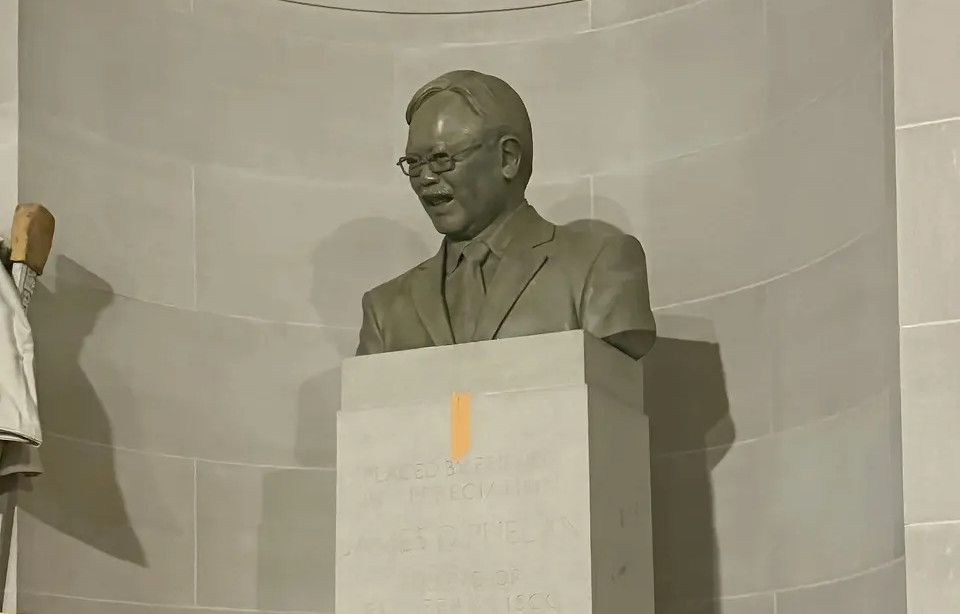 Former SF Mayor Ed Lee Getting a Bust at City Hall, to Be Unveiled Today