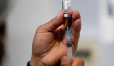 Report: FDA to add most serious warning to COVID shots