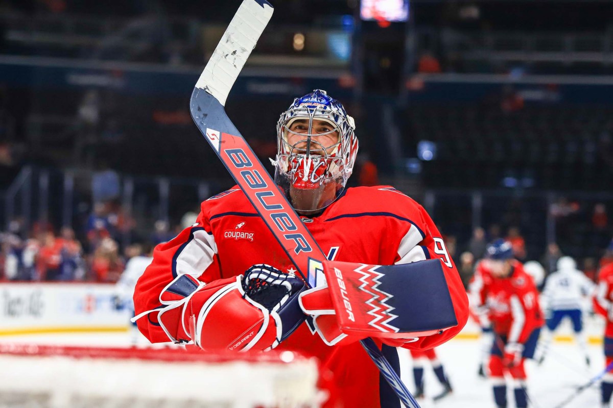 Charlie Lindgren and Dylan McIlrath will both get into lineup for Capitals against Rangers