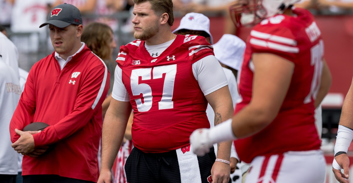 Wisconsin Football: Badgers lose Jake Renfro to the transfer portal
