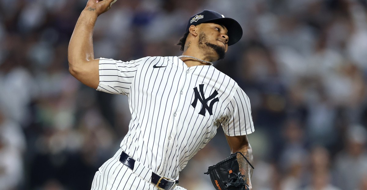 Yankees news: Doval and Rosario updates