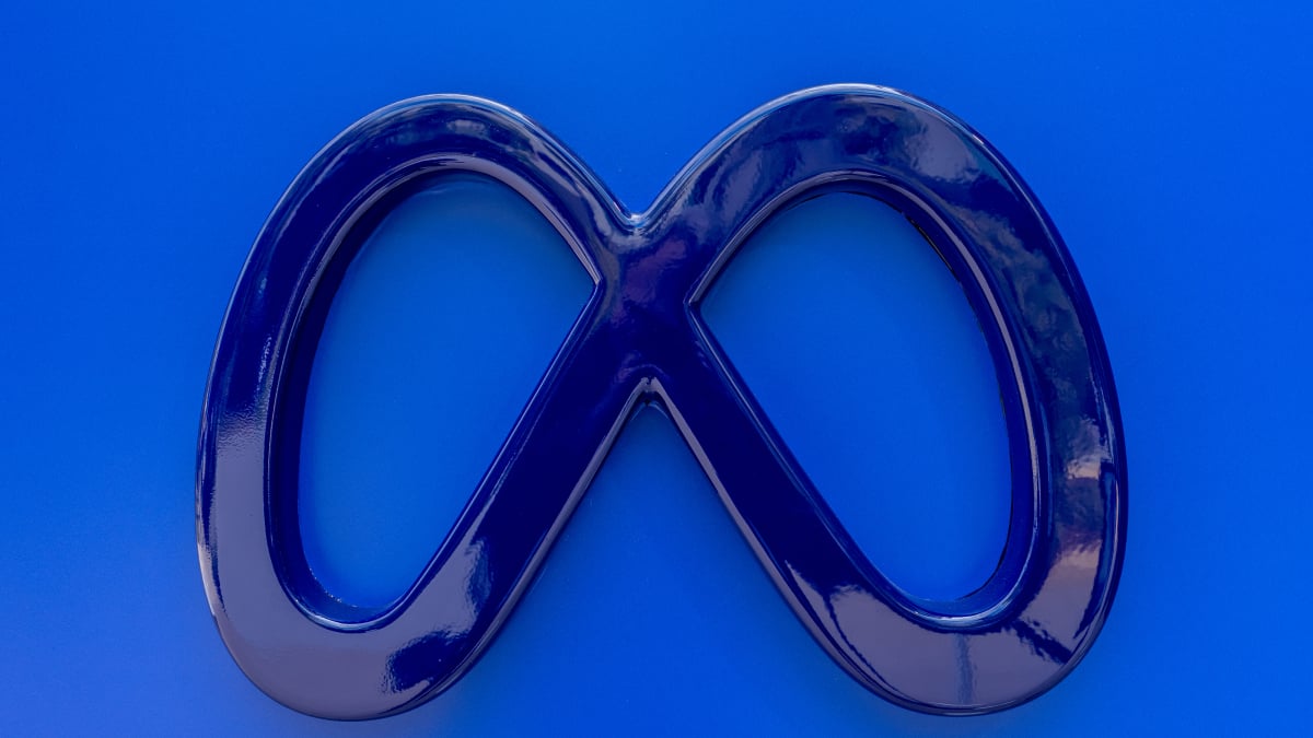 Meta delays 'Phoenix' mixed reality glasses release