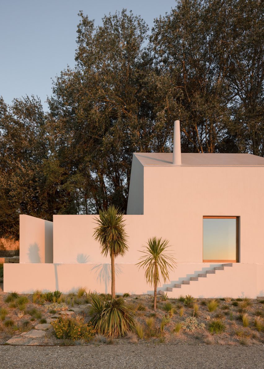 House for Two Musicians by Atelier Matteo Arnone