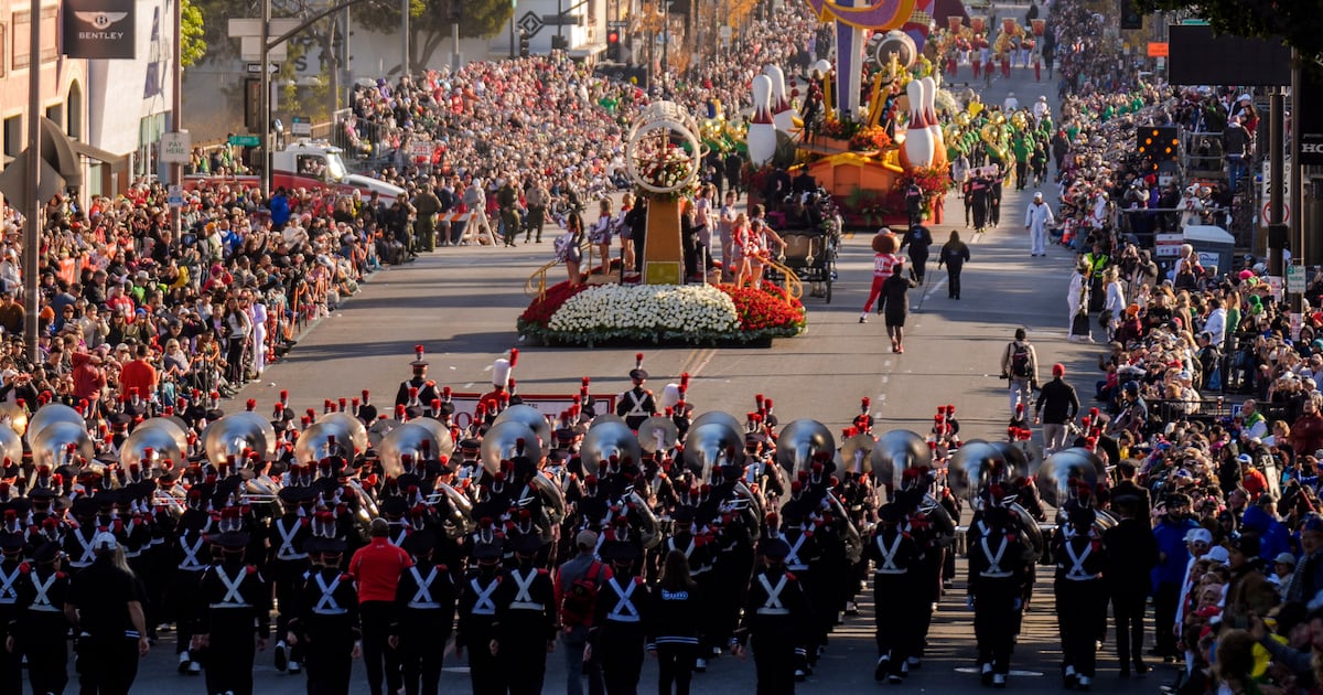 Rain is expected to break the Rose Parade’s 20-year dry streak