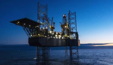 North Sea suffers worst year since 1970s as drillers freeze investment