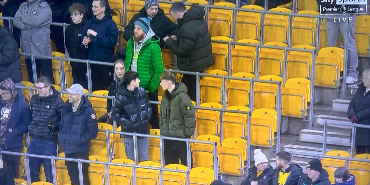 WOLVES FANS’ COLLABORATION SHINES LIGHT ON MOLINEUX